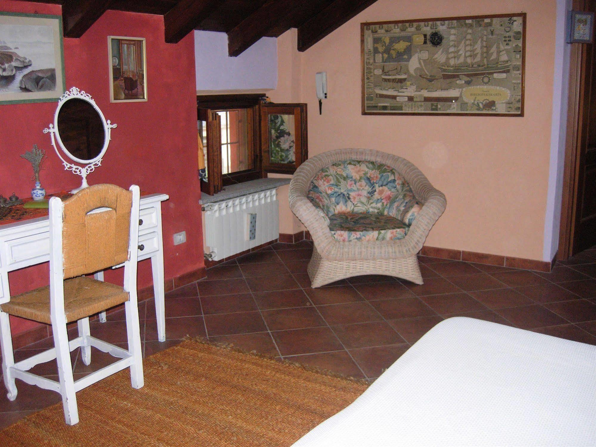 Il Pioppo E La Fonte Bed & Breakfast Castello d'Agogna